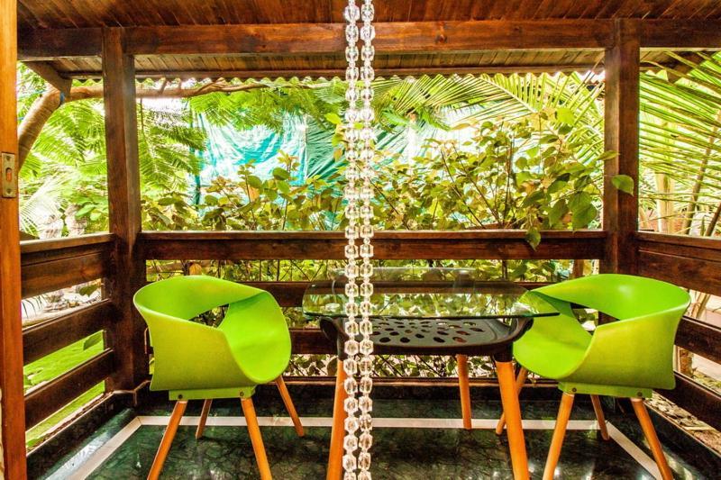 Rock Forest Goa Honeymoon Cottages Калангут Экстерьер фото