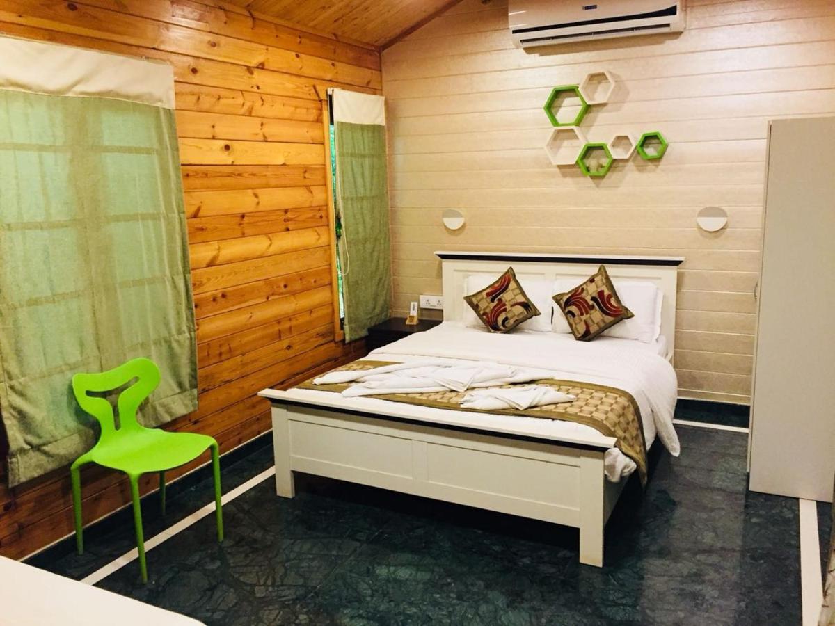 Rock Forest Goa Honeymoon Cottages Калангут Экстерьер фото