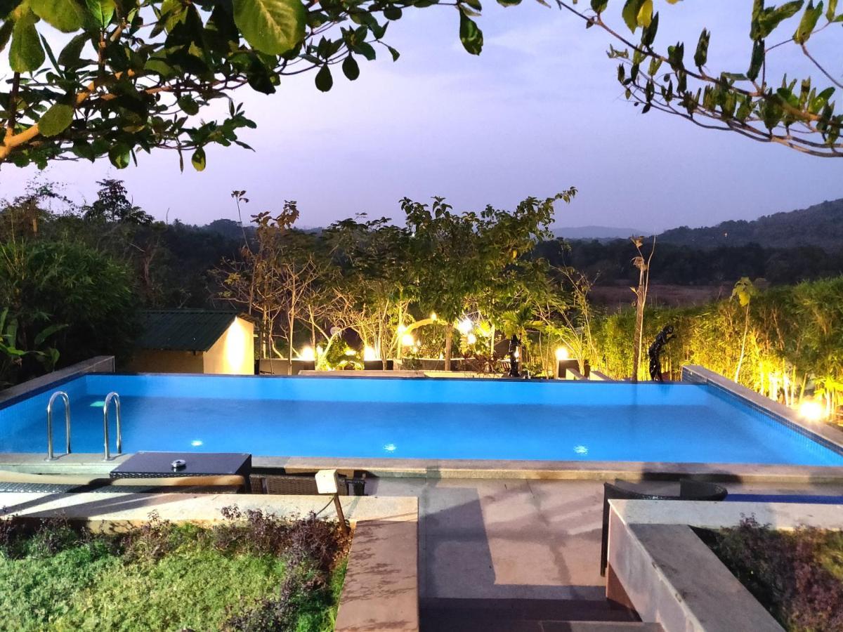 Rock Forest Goa Honeymoon Cottages Калангут Экстерьер фото