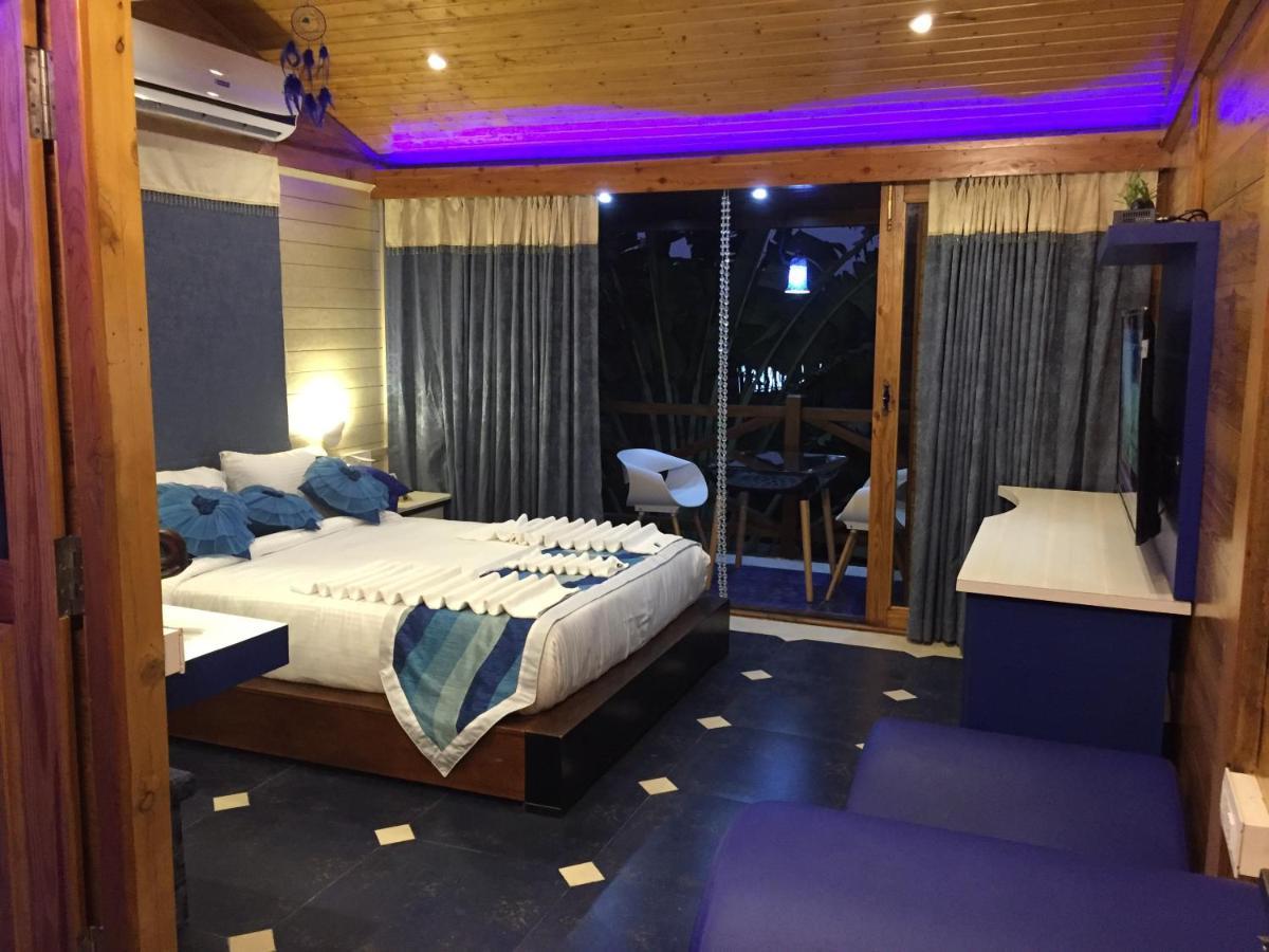 Rock Forest Goa Honeymoon Cottages Калангут Экстерьер фото