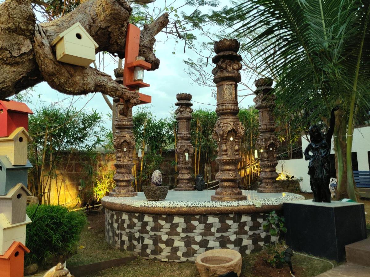 Rock Forest Goa Honeymoon Cottages Калангут Экстерьер фото