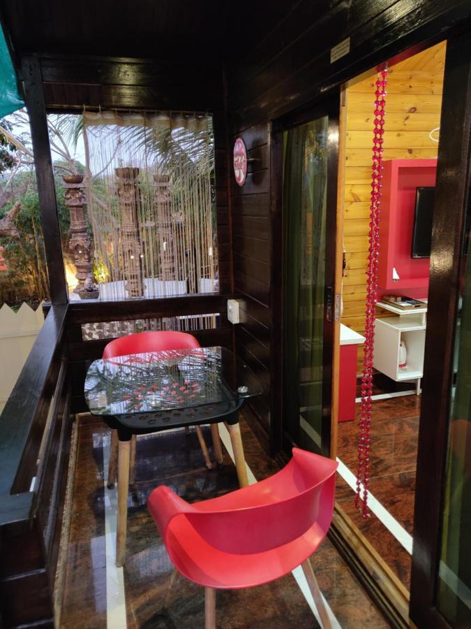 Rock Forest Goa Honeymoon Cottages Калангут Экстерьер фото